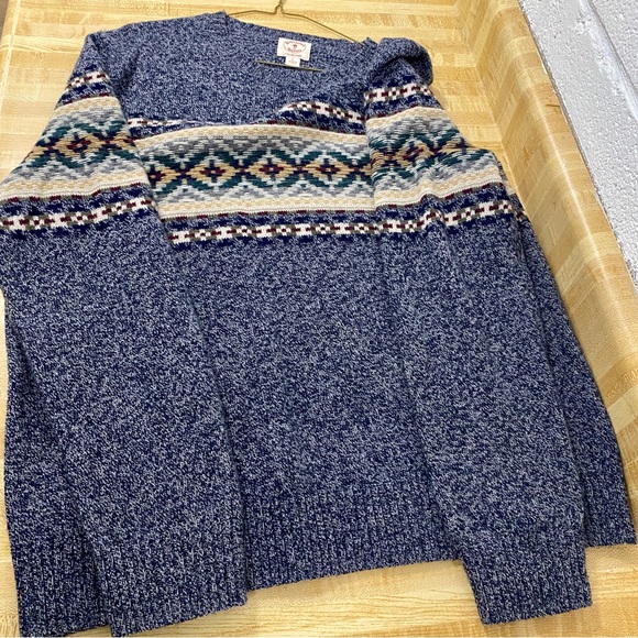 Brooks brothers Aztec pattern Italian yarn Sweater - Picture 7 of 10
